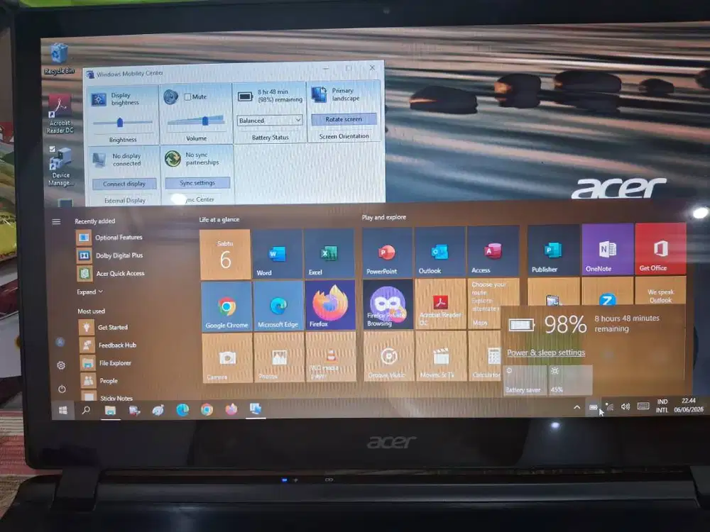 TouchScreen ACER i7 8GB SSD 256GB Key Nyala Win Ori Batre KUAT Garansi