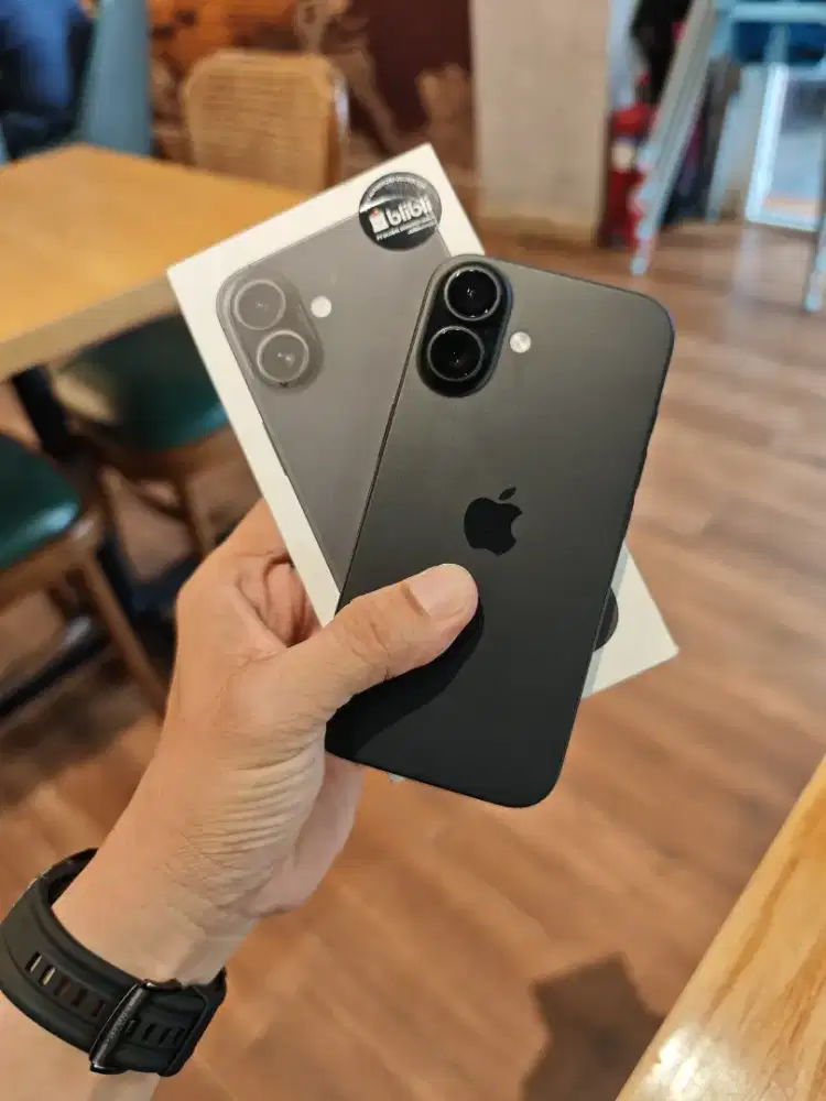 iPhone 16 128gb Black Garansi iBox Juli 2026