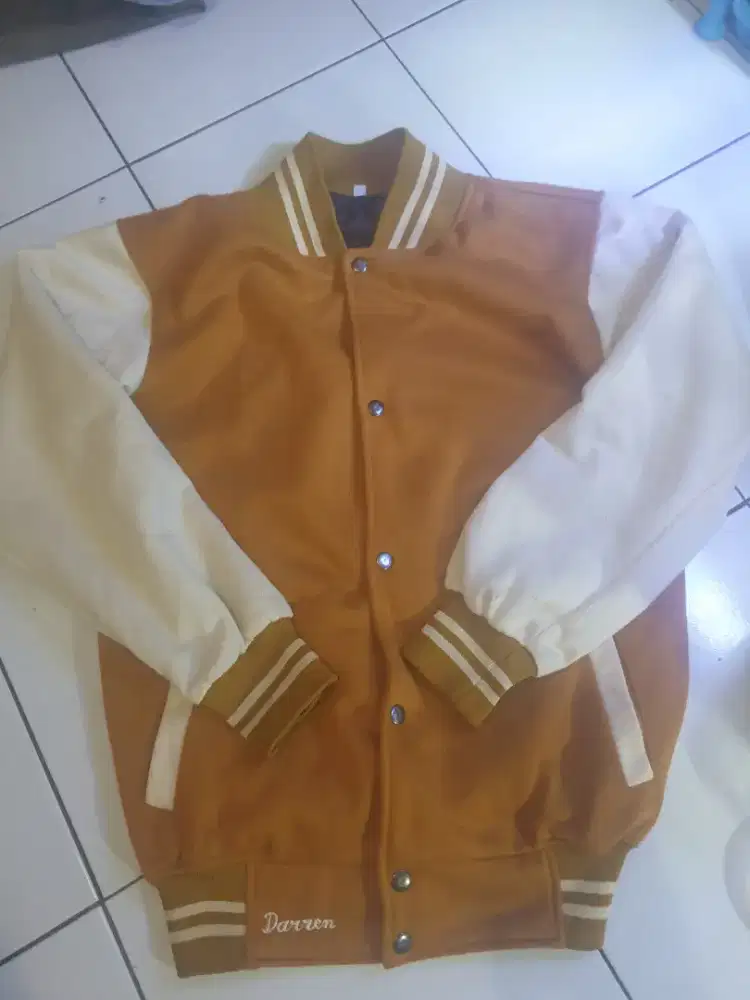Suwiter pria size M