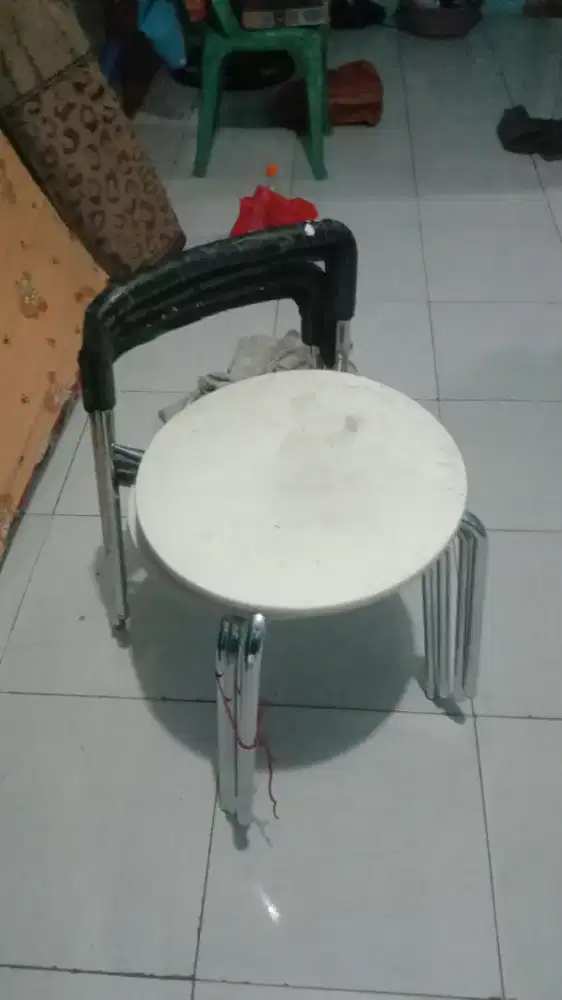 Bangku meja makan