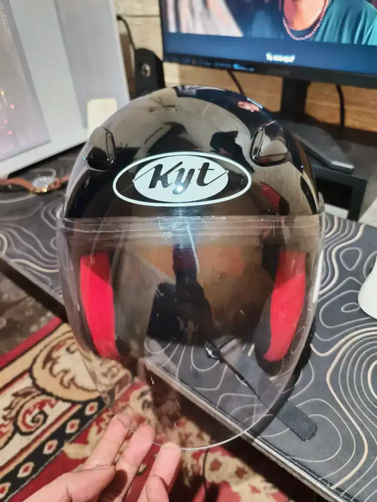 Helm Kyt DJ Maru