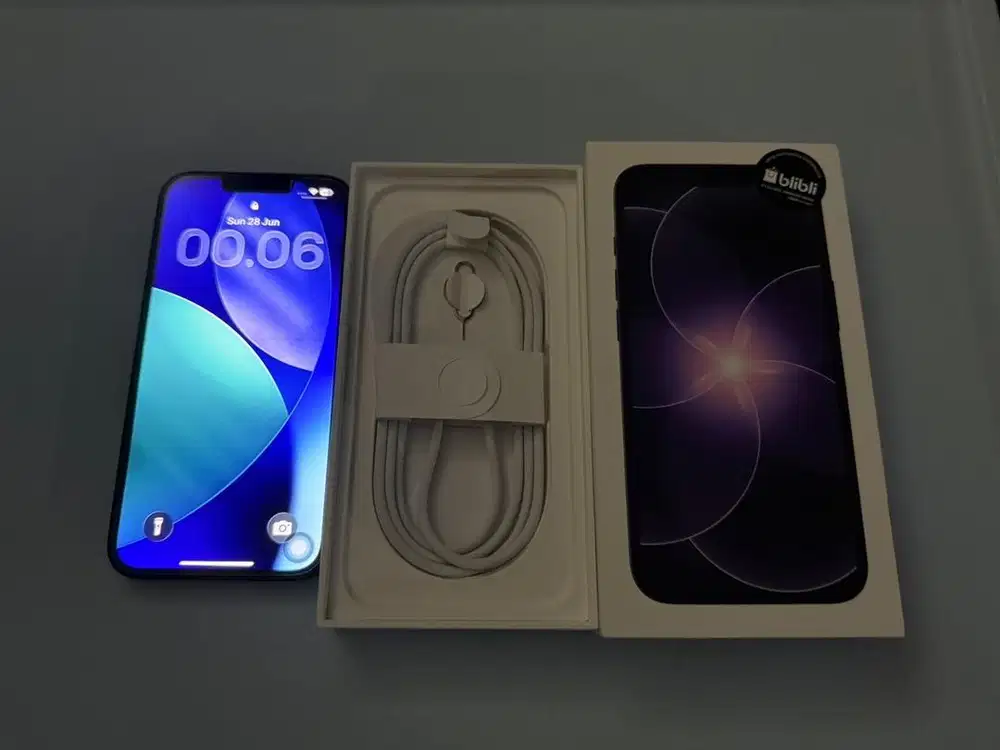 iPhone 17e 256GB Black Garansi Resmi Blibli