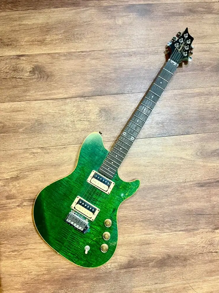 Marlique Gitar  Signature ridho slank