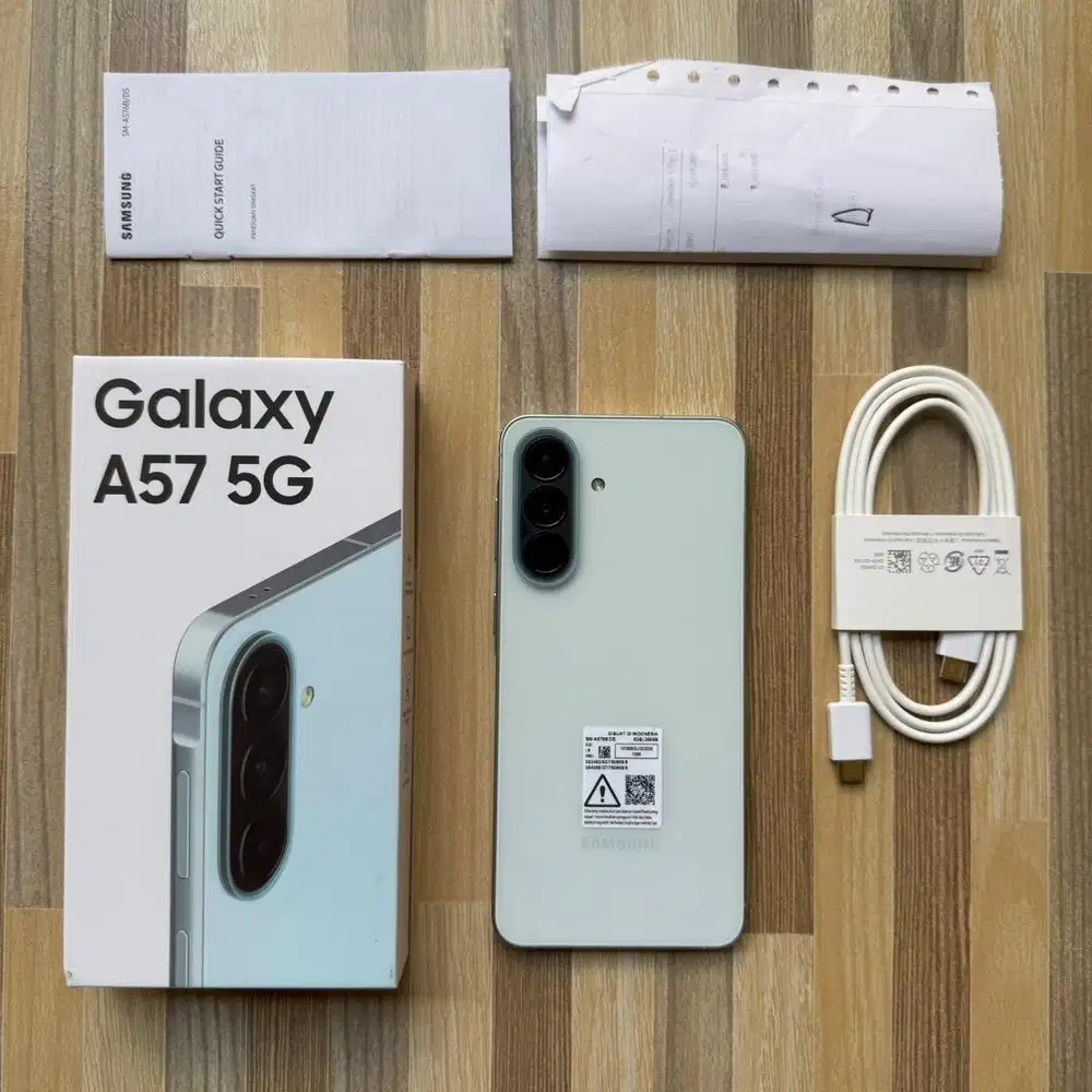 Samsung A57 8/256 baru 2 minggu