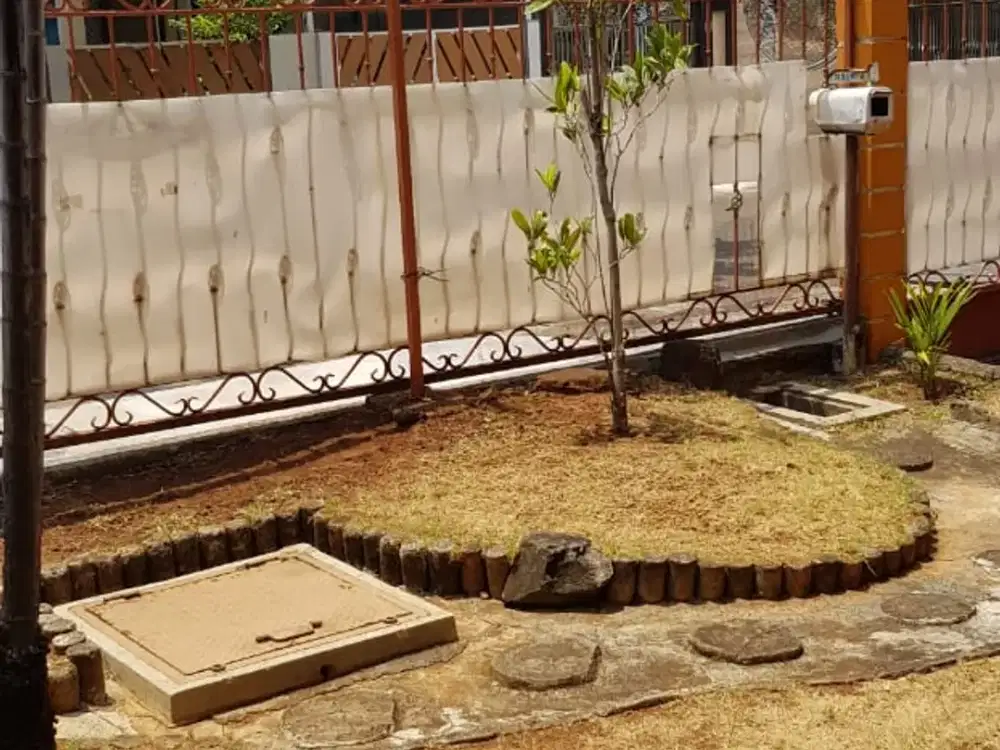 Dijual rumah di taman modern, bekasi