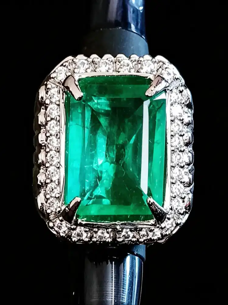 Natural Emerald Jamrud Colombia + Memo
