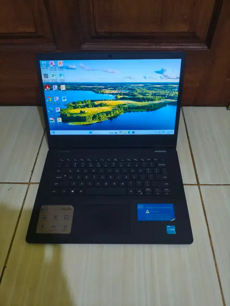 B873 Laptop Dell Vostro 3400 core i3 gen11 Ram 4gb SSD 128gb Layar FHD