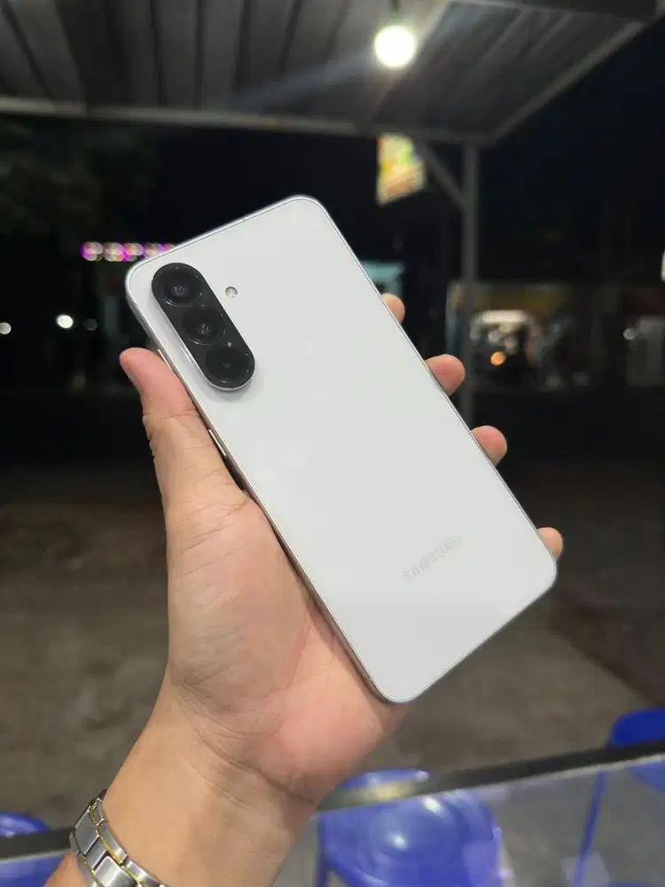 Samsung A56 5G 8/256gb Second Lengkap Ori