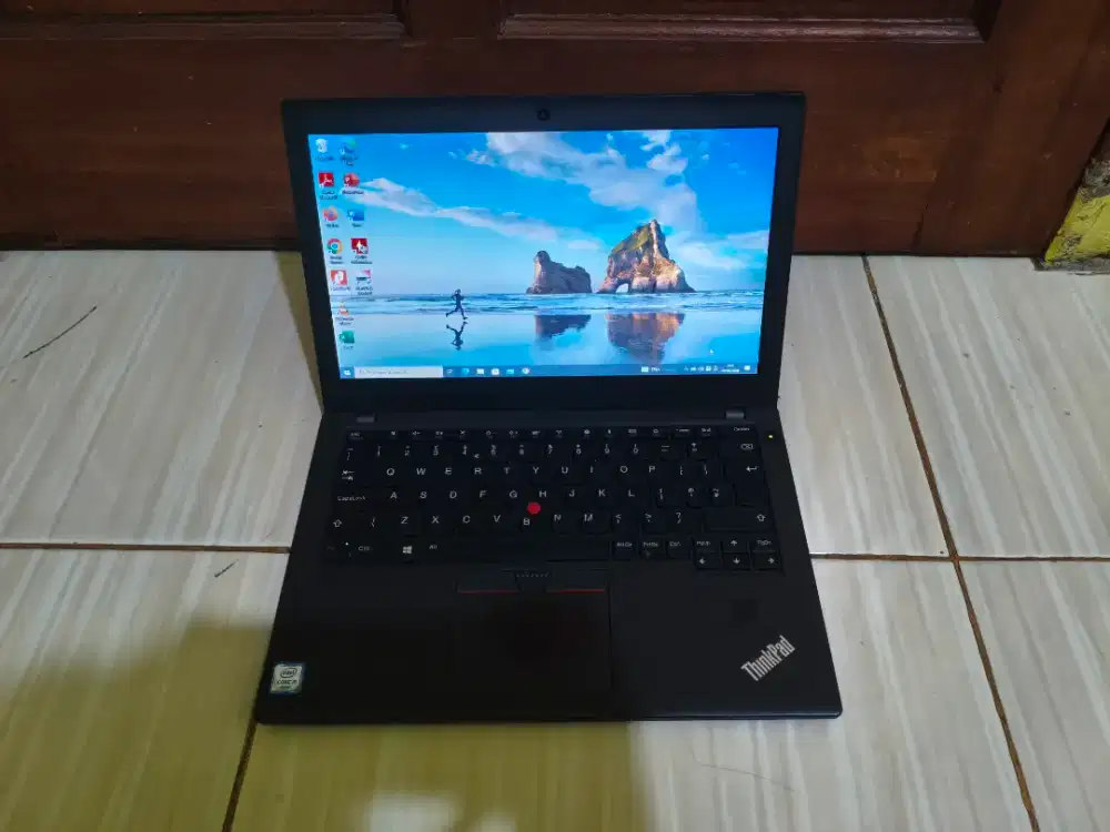 B869 Laptop Thinkpad X270 core i5 gen7 Ram 8gb SSD 240gb Siap pakai
