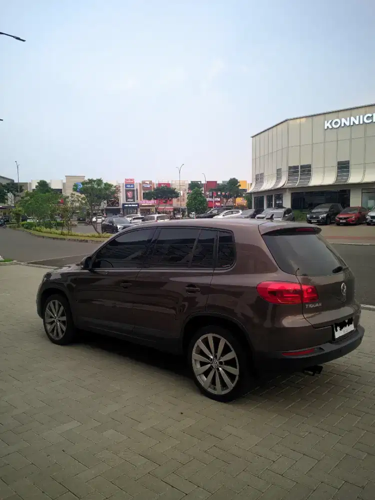 DIJUAL CEPAT VOLKSWAGEN TIGUAN 2015 1.4 TSI DSG !!!