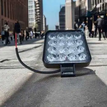 Lampu Sorot T3mb4k Mobil LED Floodlight Cool White IP68 48W
