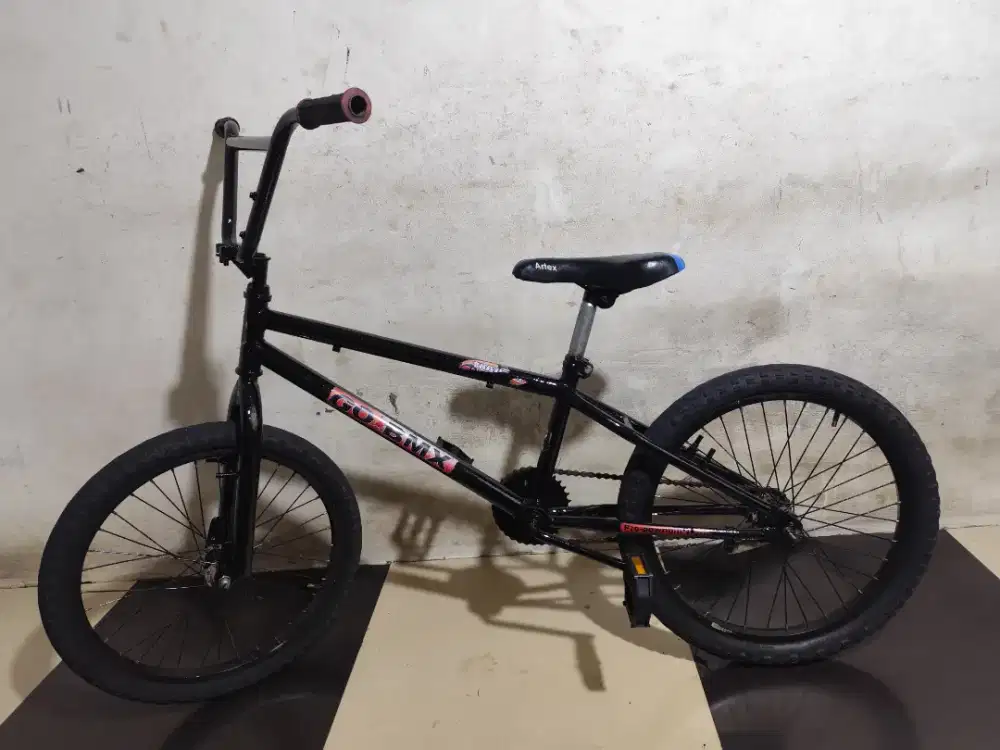 Sepeda bmx ukuran 20 rem udh terpedo siap pakai