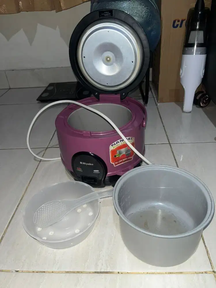 Rice Cooker Miyako
