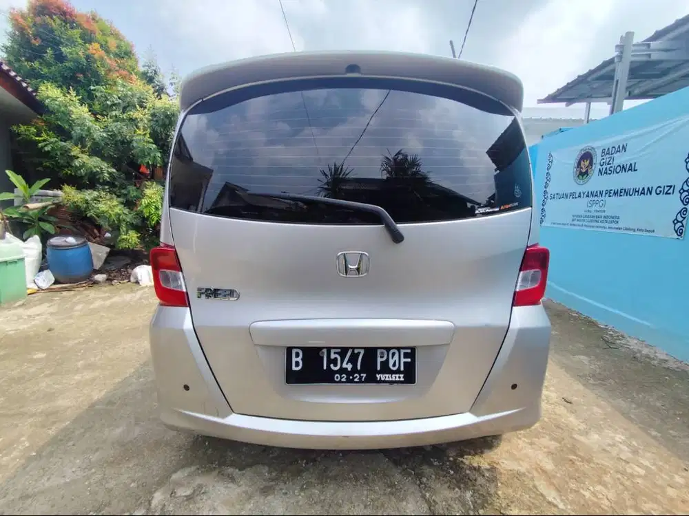 Honda Freed (2012) SD
