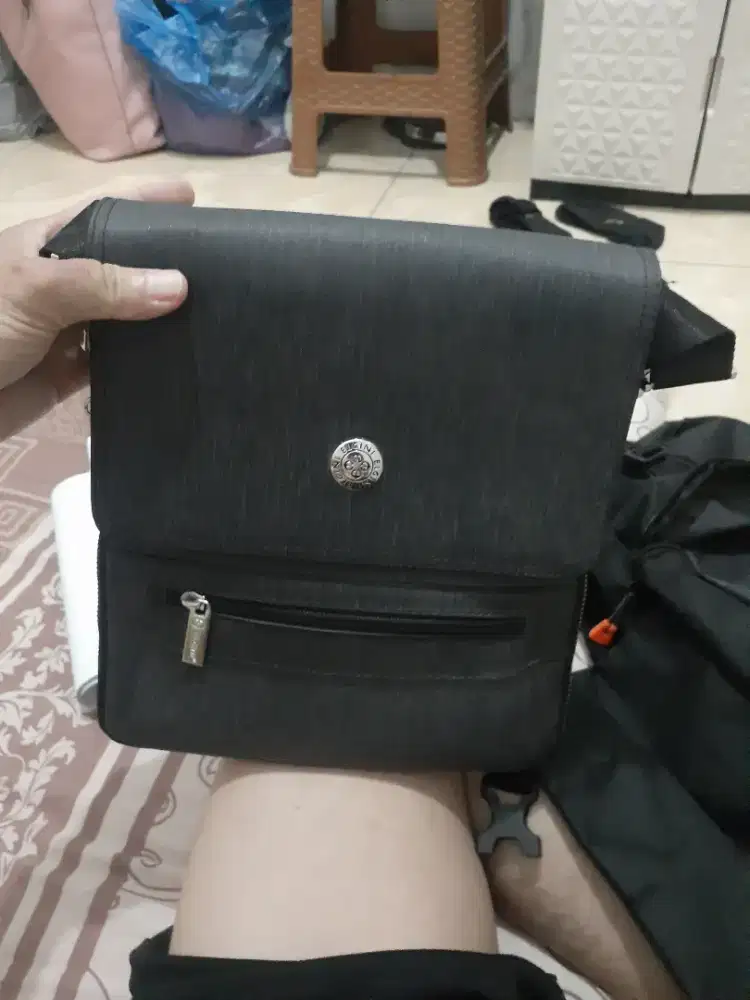 Tas selempang elgini