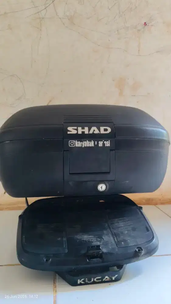 Box Motor Shad 42 liter