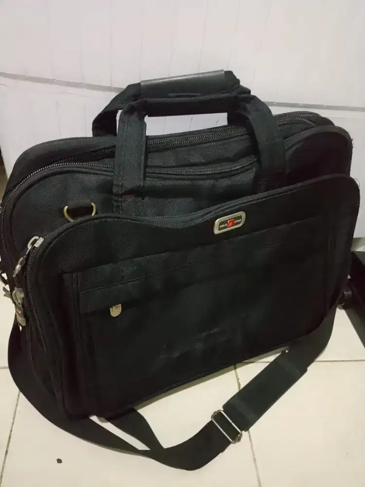 Jual tas polo original masih layak pakai lokasi pasar minggu jaksel