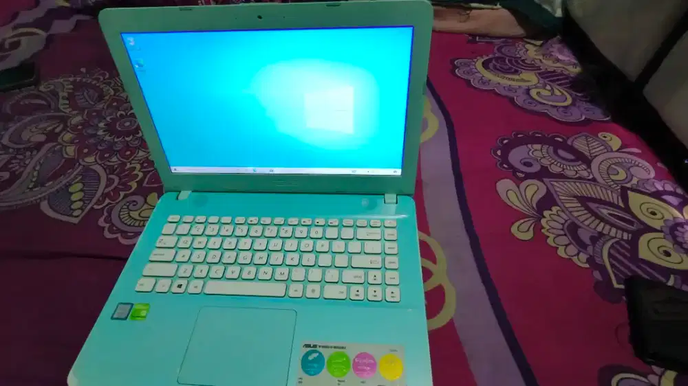 Asus X441U (sudah pakai ssd bukan hdd) bisa nego