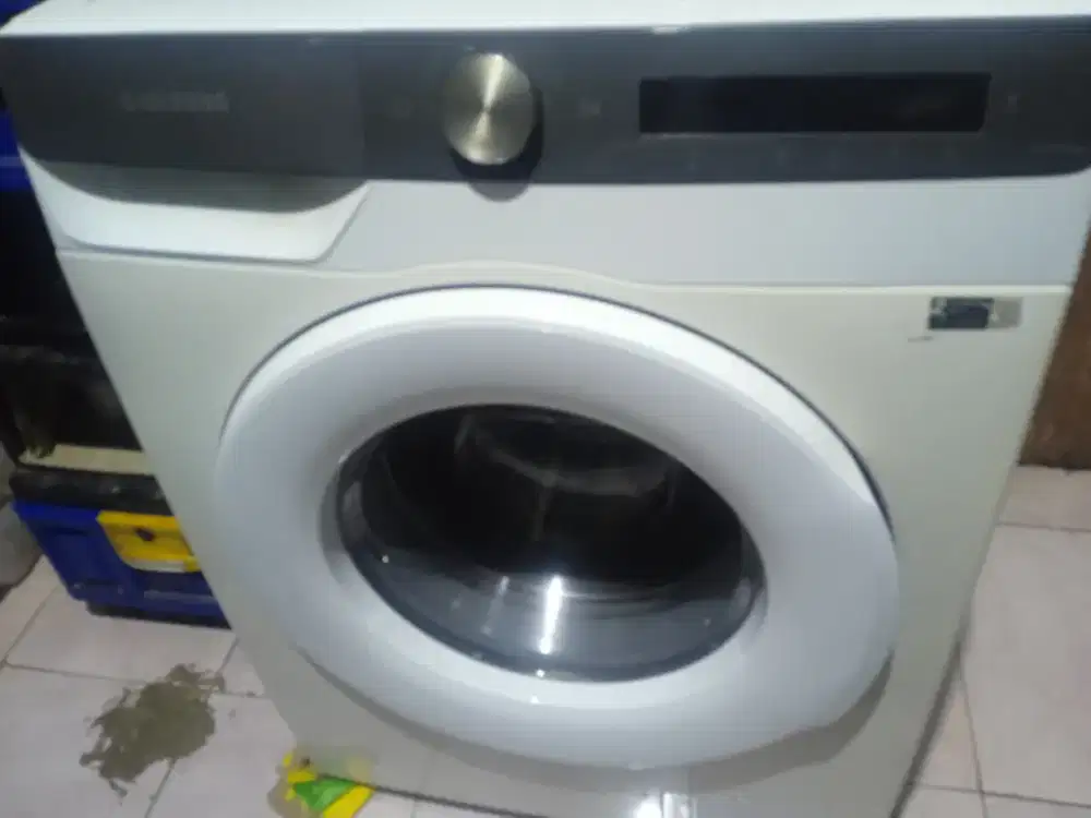 Mesin cuci satu tabung Merek Samsung