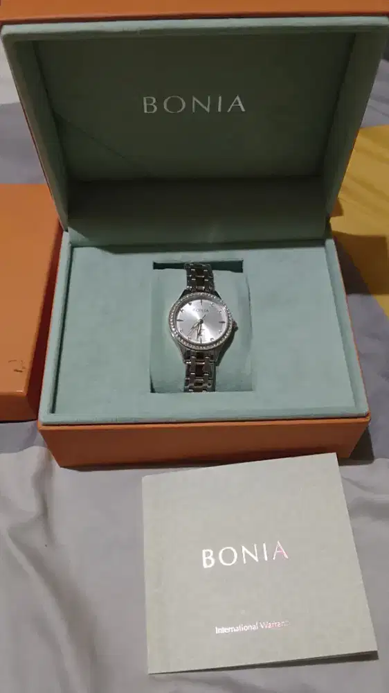 Preloved jam tangan bonia