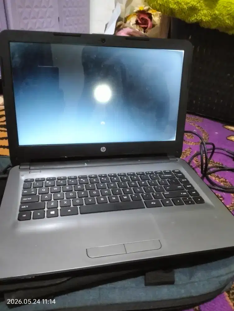 Laptop Merk Hp bekas siap pakai