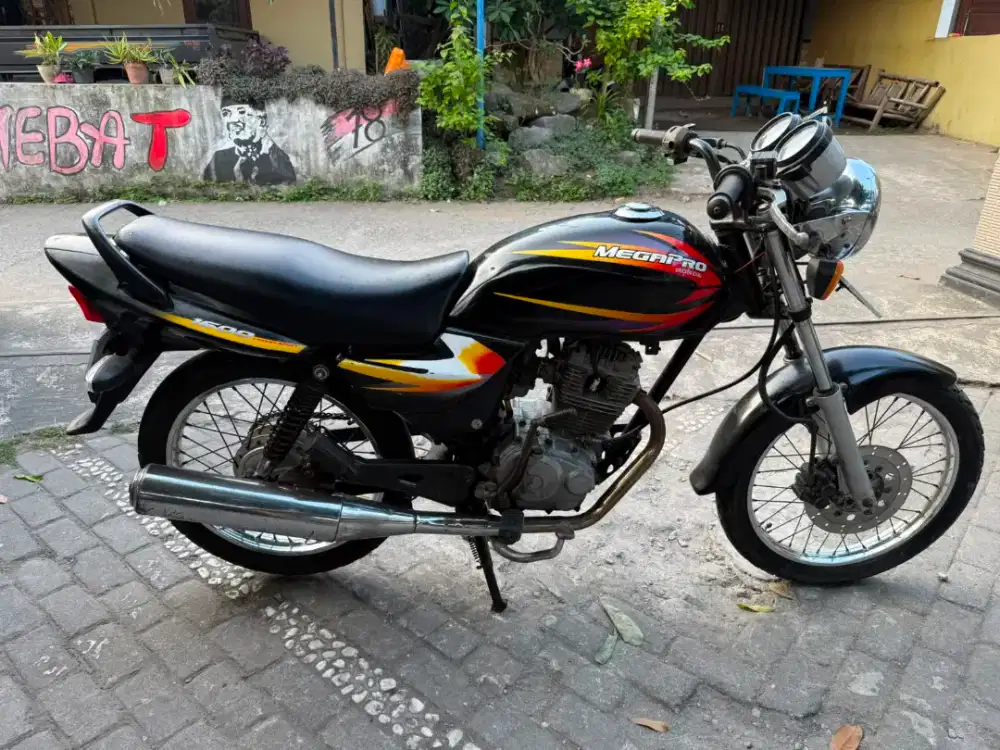 Megapro Mega pro THN 2001 plat AB sleman