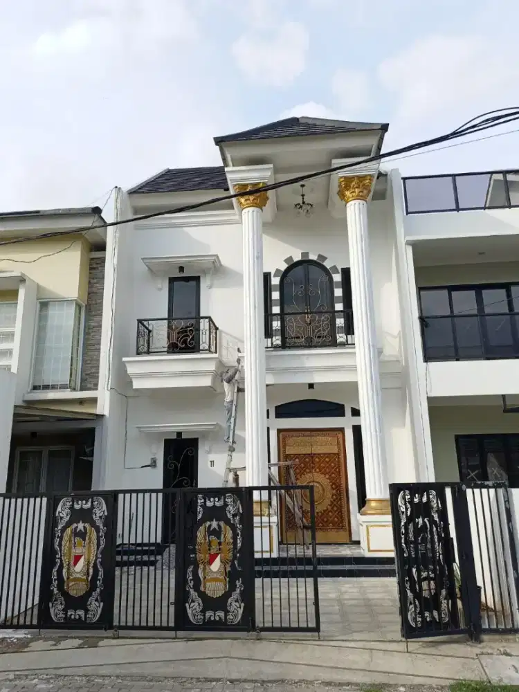 DI JUAL RUMAH MEWAH CLASSIK