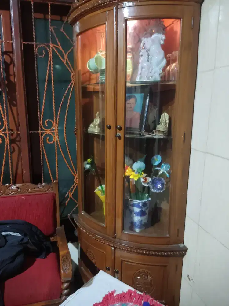 Furnitur Hiasan Kristal