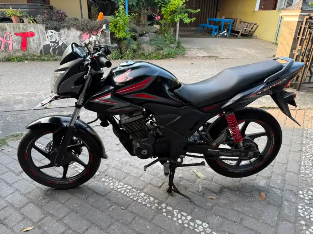 Versa THN 2014 plat AB Bantul