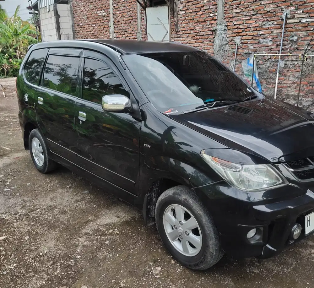 Toyota Avanza 2010 Bensin
