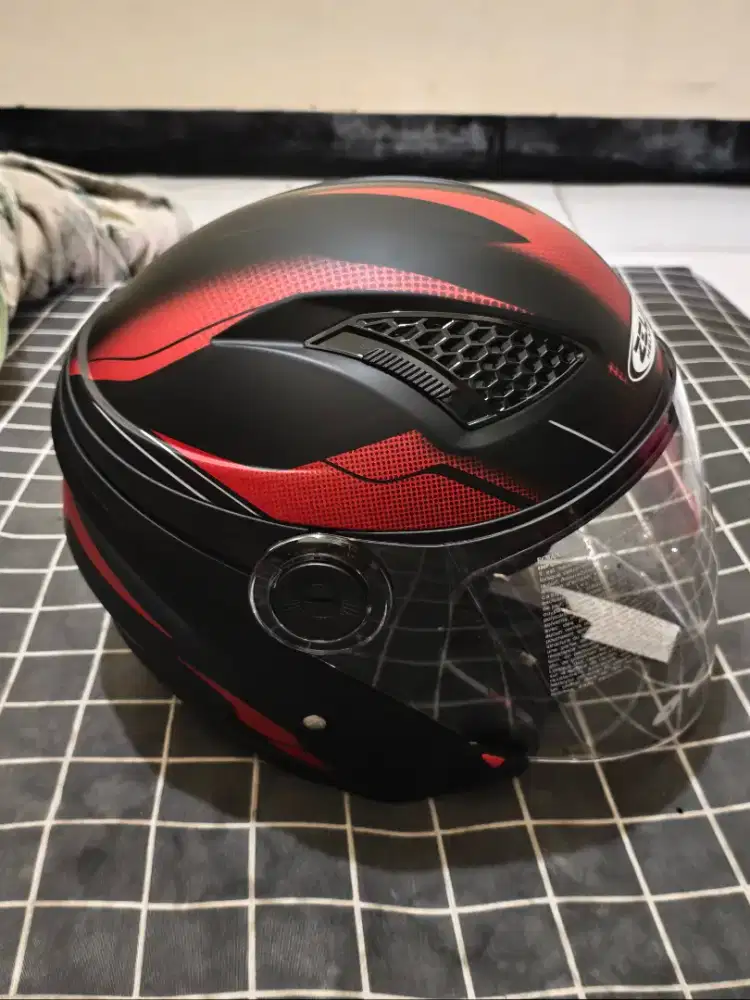 ZEUS 610 - MBLK / 0017 RED DOFF HALF FACE DOUBLE VISOR