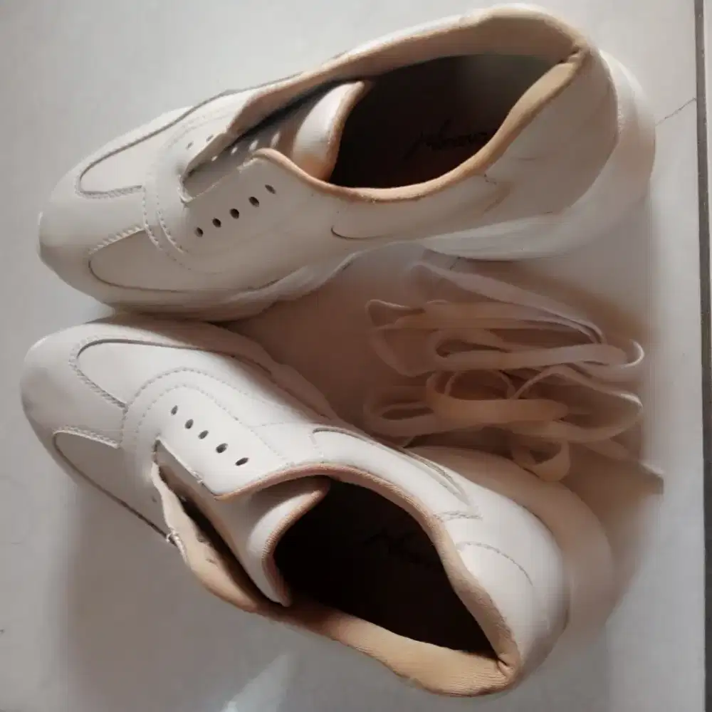 Sepatu wanita Size38