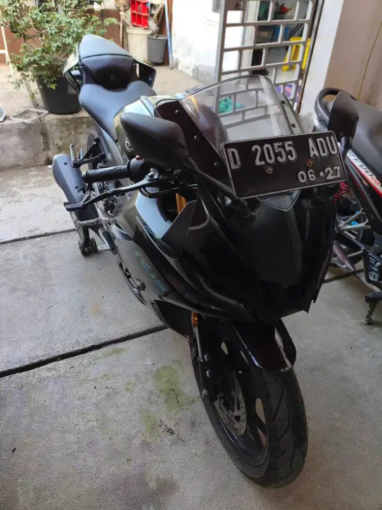 Dijual santai Yamaha R15v4