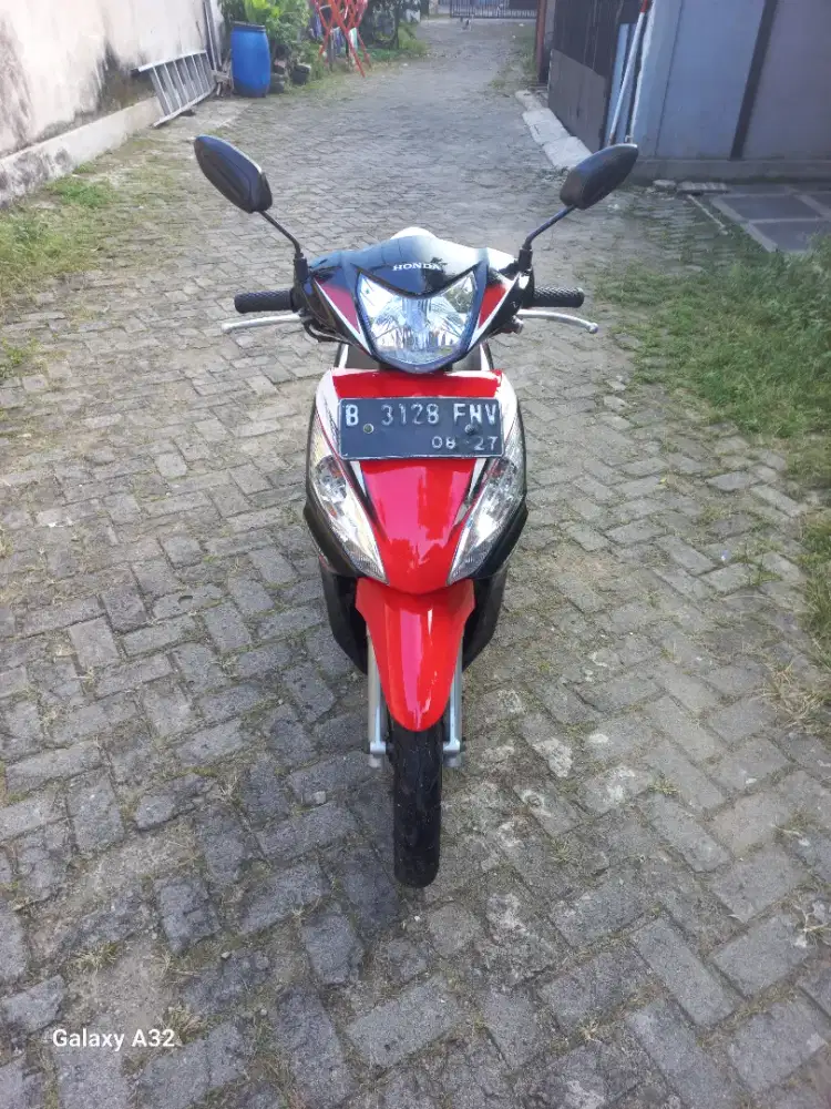 Spacy kinclong sudah di wet look