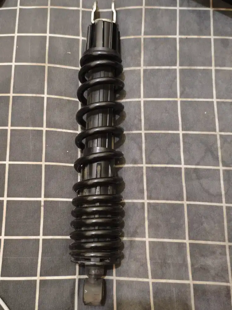 SHOCKBREAKER VARIO 160 SHOCKBREKER BELAKANG VARIO 160 ORIGINAL