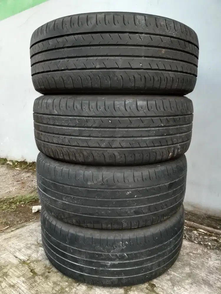 Jual ban 215/55 r17