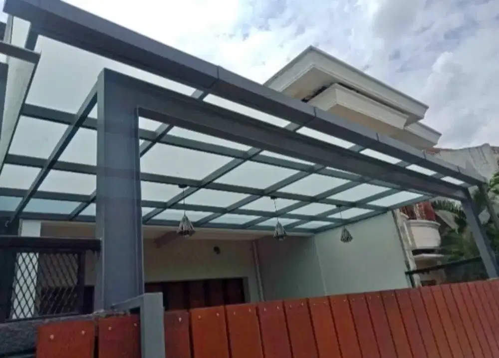 Kanopi atap rumah mewah