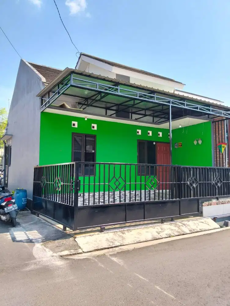DISEWAKAN RUMAH  DEKAT PINTU KELUAR MASUK TOL TEMBALANG  DEKAT RUMAH S