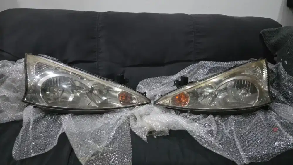 Headlamp Mitsubishi Grandis
