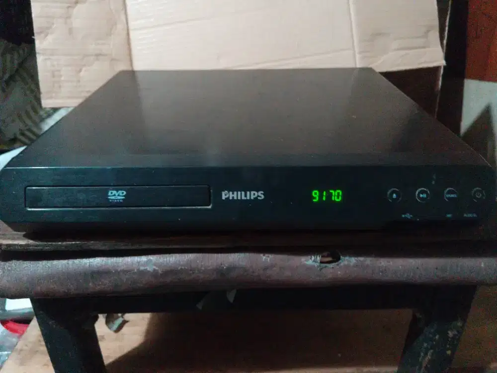 Philips Amplifier Home Theater 5.1, full ori, radio & Aux ok, utuh