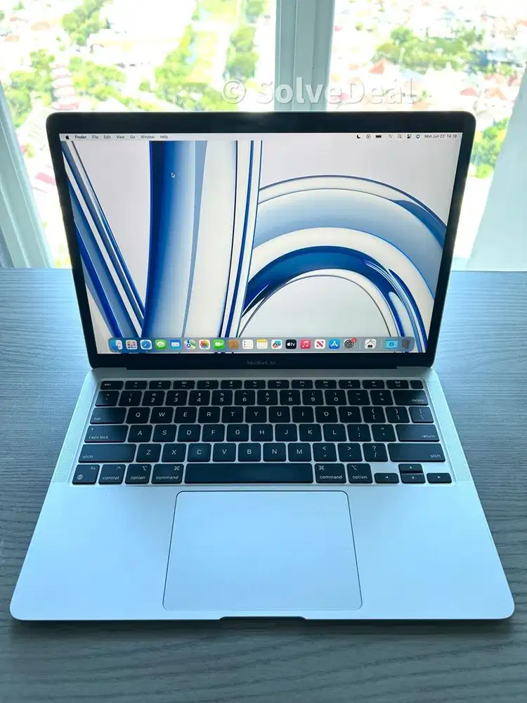 Apple Macbook Air M1 Silver Mulus Baterai Awet Laptop MacBook