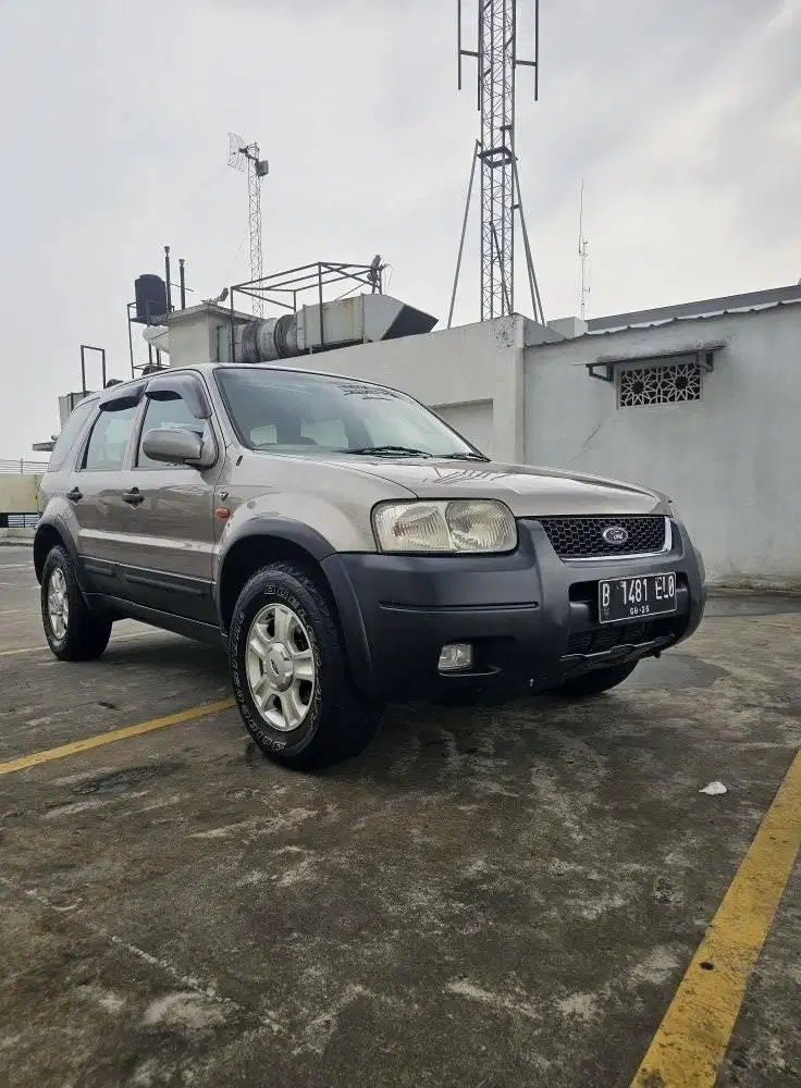 Ford Escape XLT ltd 4x4 2003/2004 sunroof langka