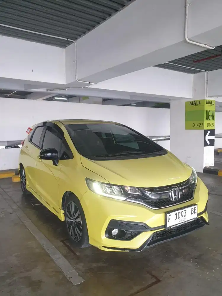 TERMURAHH Honda Jazz 1.5 RS CVT AT Kuning Metalik 2018