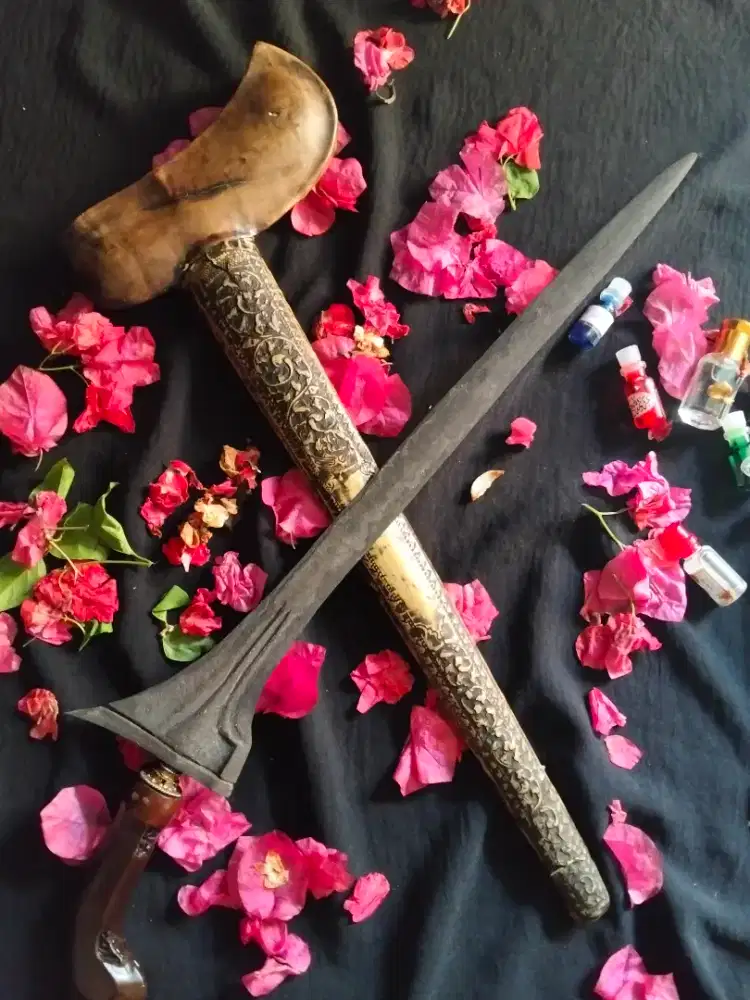 Keris Jalak sangu tumpeng original sepuh