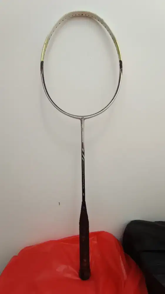 Raket Legend Yonex Ti 10 Titanium Mesh