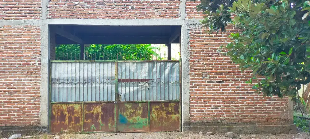 Disewakan tanah dan bangunan kandang ayam petelur