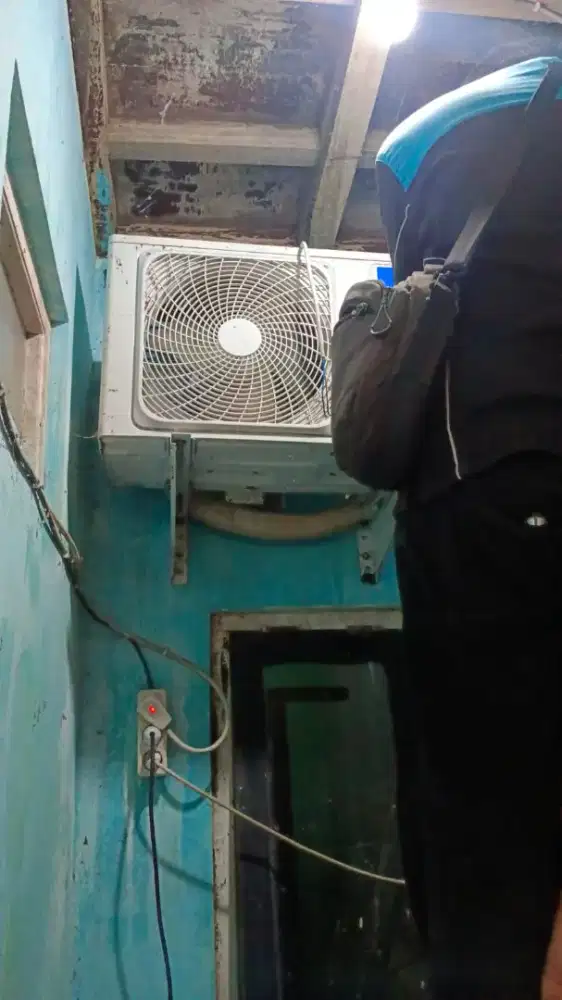 jasa cek ac & isi freon Bergaransi