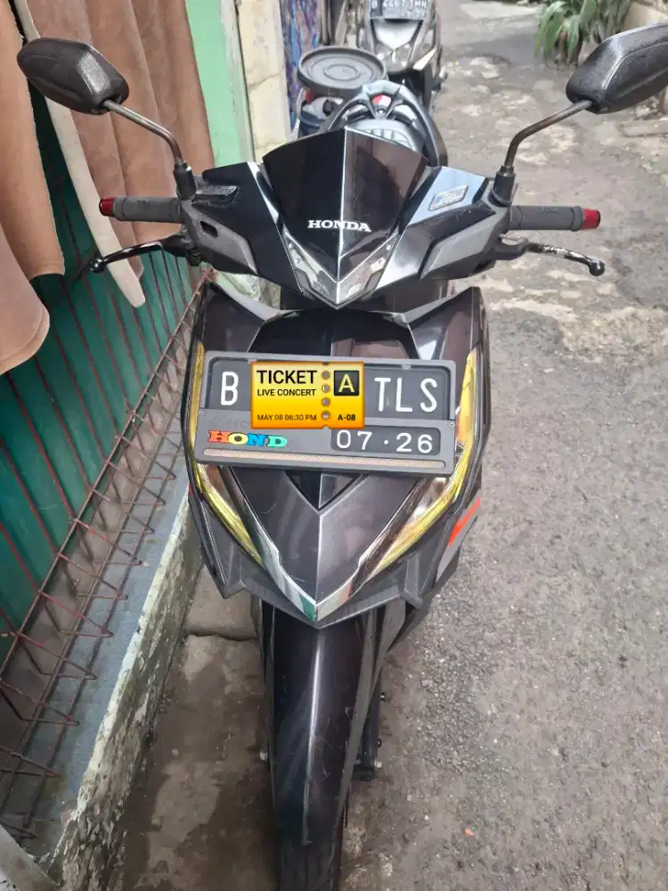 Vario 125 LED Old 2016 hitam
