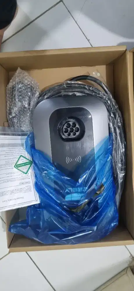 WALL MOUNT CHARGING GELLY CHERRY BYD HYUNDAI JAECOO 7.4 KW
