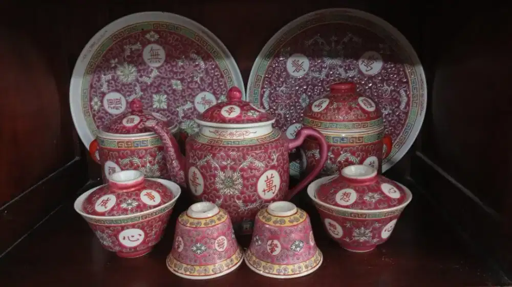 set porselen Mun Shou antik